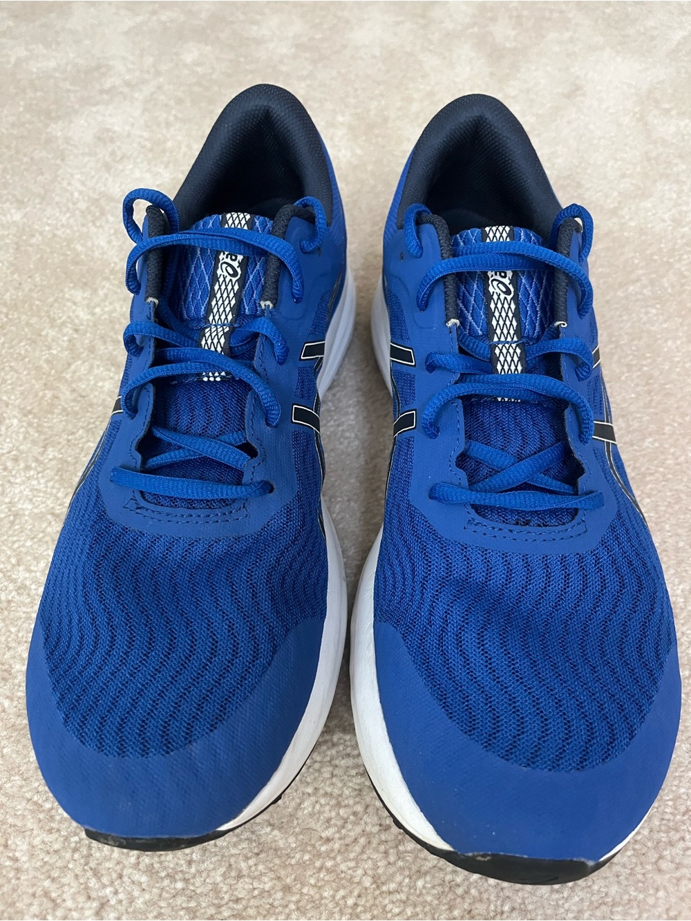 Men’s ASICS running shoes